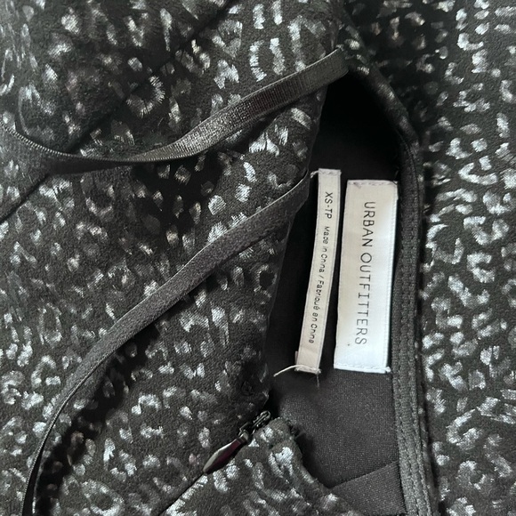 Urban Outfitters textured mini dress NWOT - Picture 3 of 7